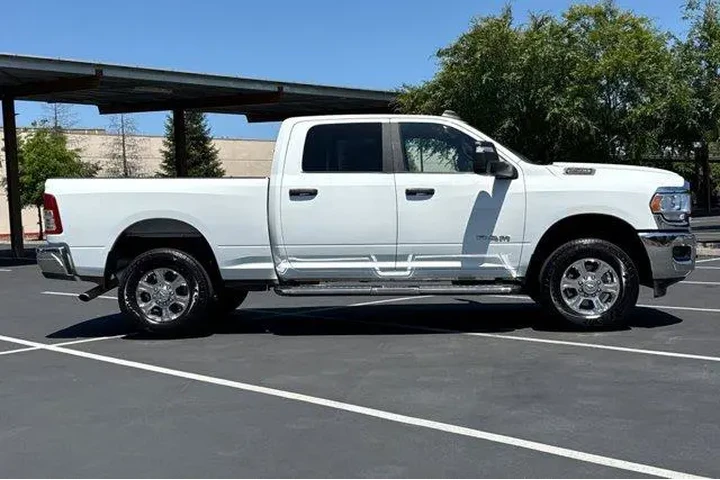 $39982 : Ram 2500 2024 4x4 Big Horn 4 image 10