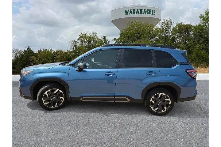 $33417 : Subaru Forester 2025 AWD Lim image 3