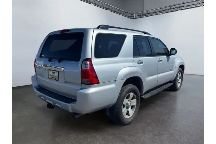 $5995 : Toyota 4Runner 2008 4x4 SR5 image 5