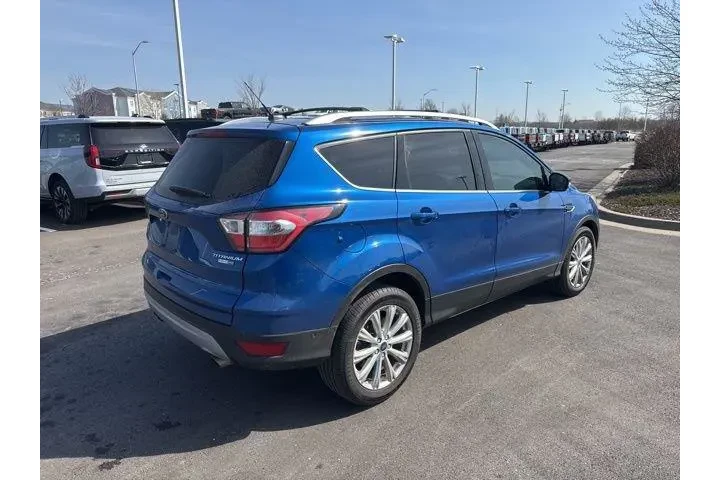 $18000 : Ford Escape 2017 AWD Titaniu image 5