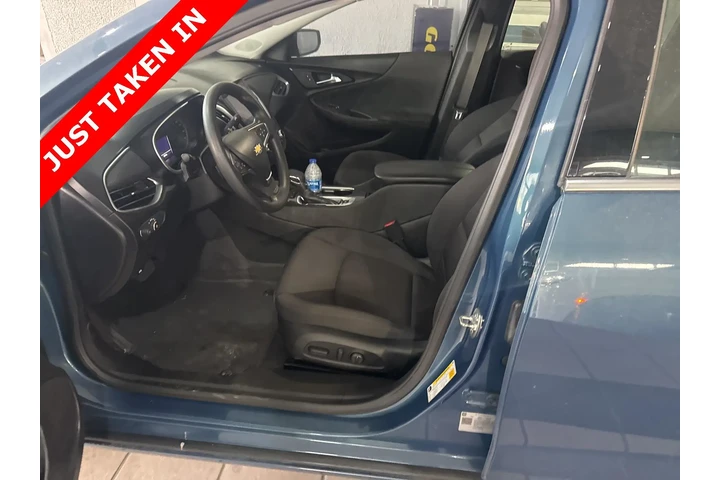 $19948 : Chevrolet Malibu 2025 LT 4dr image 9