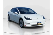 $17552 : Tesla Model 3 2022 4dr Sedan thumbnail