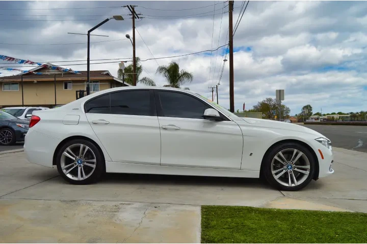 $13995 : Used 2018 3 Series 330e iPerf image 6