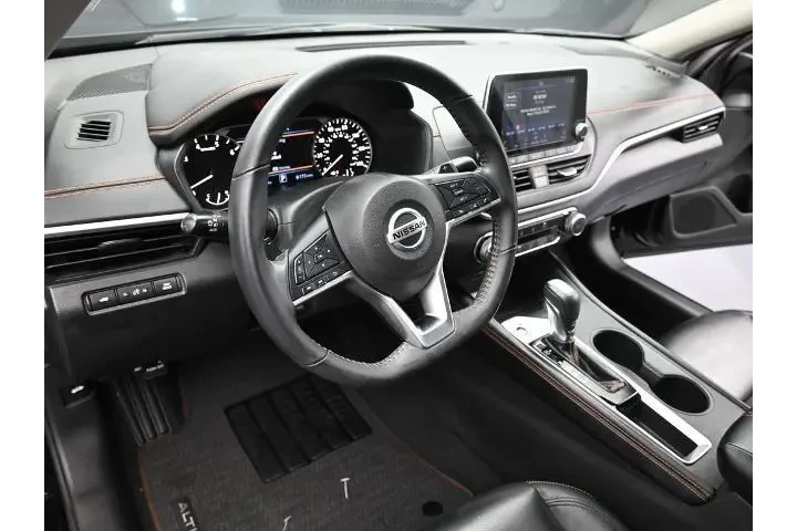 $21194 : Nissan Altima 2022 2.5 SR 4d image 8