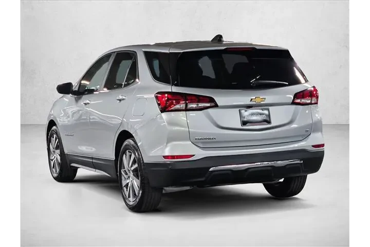 $17990 : Chevrolet Equinox 2022 LT 4d image 8