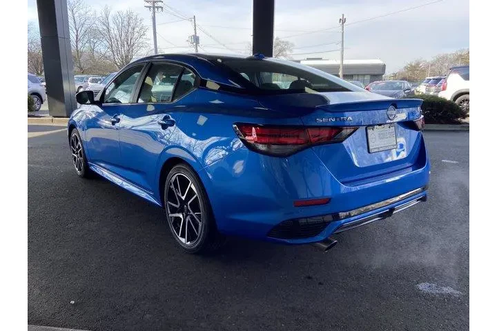 $19124 : Nissan Sentra 2025 SR 4dr Se image 7