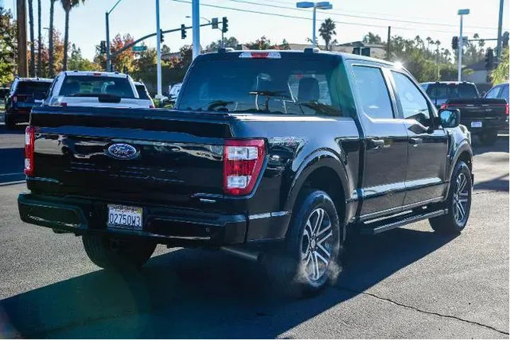 $33899 : Ford F-150 2023 4x2 XL 4dr S image 6