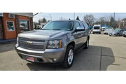 $8990 : 2009 Suburban LTZ thumbnail
