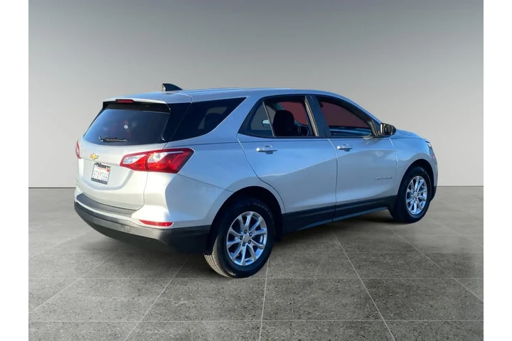 $23919 : Chevrolet Equinox 2021 LS 4d image 5