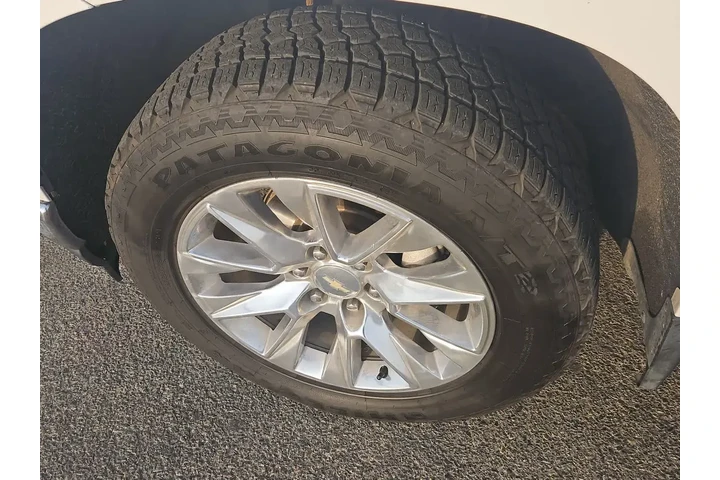 $34000 : Chevrolet Silverado 1500 Lim image 3