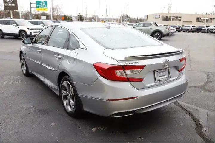 $17628 : Honda Accord 2018 EX 4dr Sed image 4
