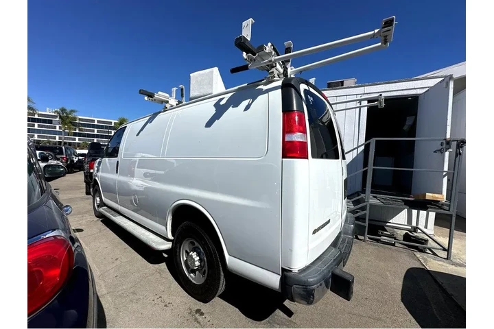 $20777 : 2020 Express Cargo Van image 4