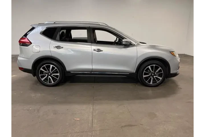 $17692 : Nissan Rogue 2017 SL 4dr Cro image 2