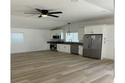 $1000 : NEW 2Bed/1Bath stainless-steel thumbnail