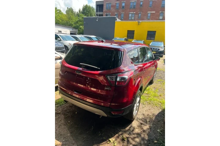 $9999 : 2017 Escape SE image 7