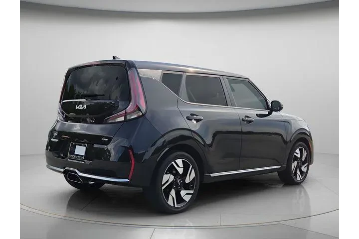 $21991 : Kia Soul 2024 GT-Line 4dr Cr image 5