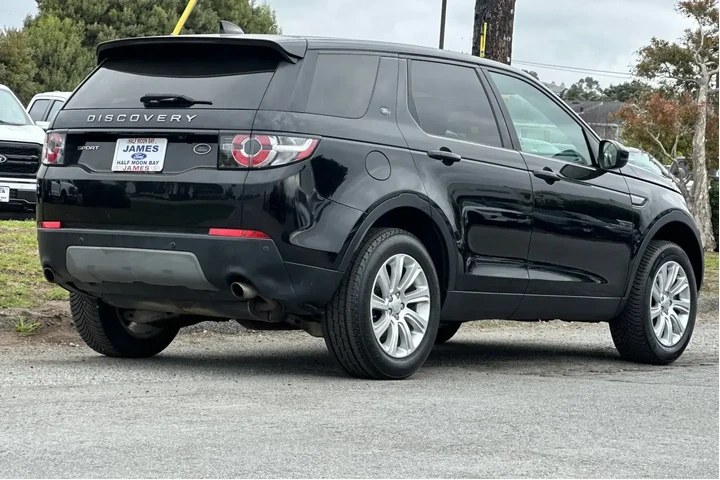 Land Rover Discovery Sport 2 image 5