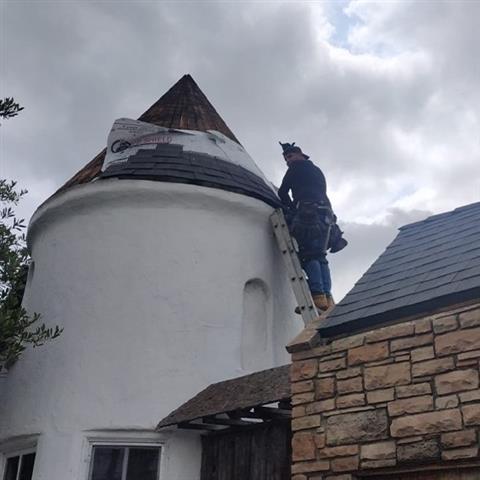 Affordable Roof Repair Service image 3