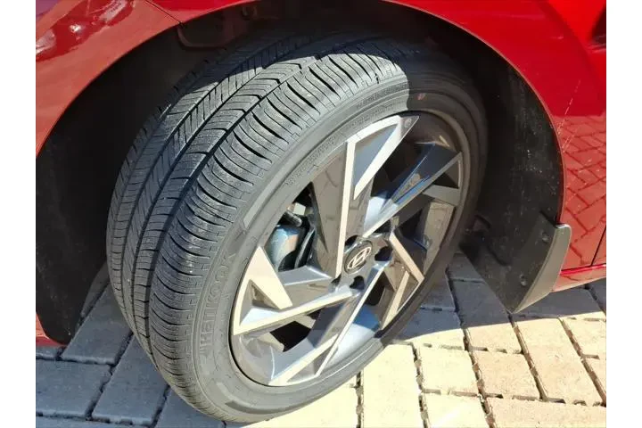 $27690 : Hyundai ELANTRA 2025 Limited image 9