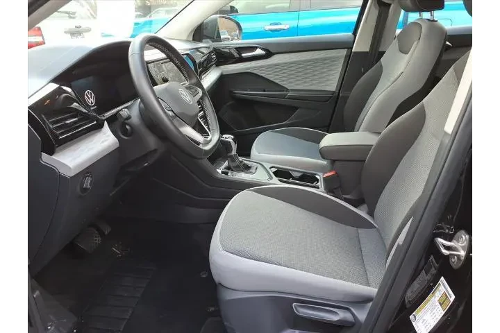 $19995 : Volkswagen Taos 2024 S 4dr S image 8