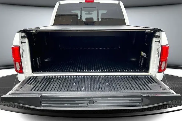 $33750 : Ford F-150 2020 4x4 King Ran image 7