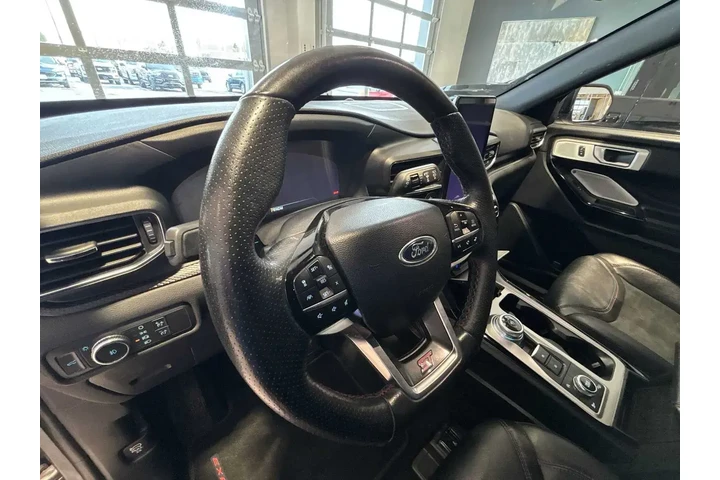$36987 : Ford Explorer 2022 AWD ST 4d image 9