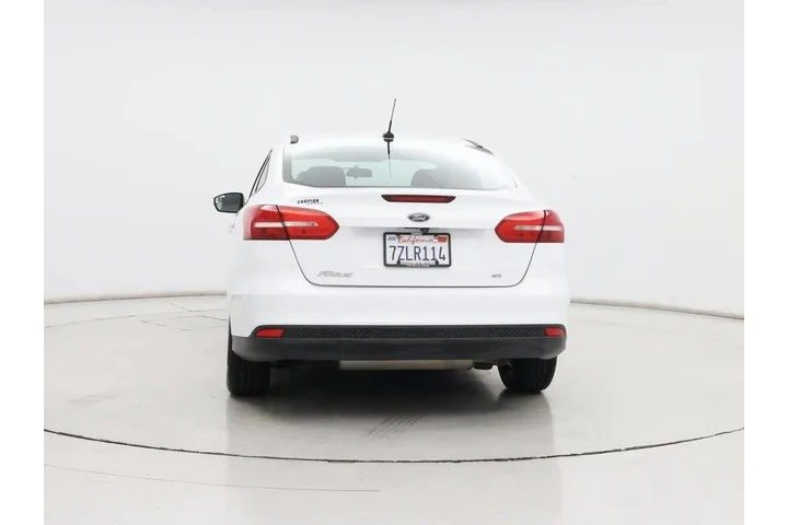 $9998 : Ford Focus 2017 SE 4dr Sedan image 6