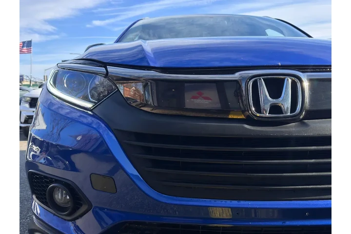 $17995 : Honda HR-V 2022 AWD Sport 4d image 10