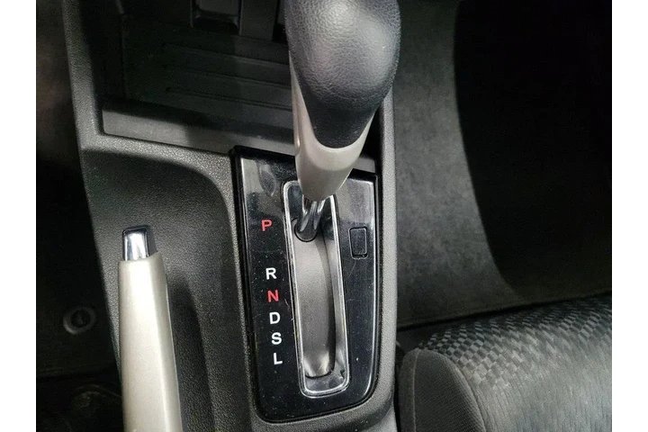 $15998 : Honda Civic 2015 LX 4dr Seda image 8