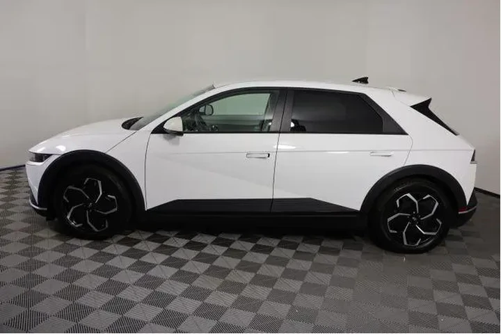 $21788 : Hyundai IONIQ 5 2022 AWD SEL image 5