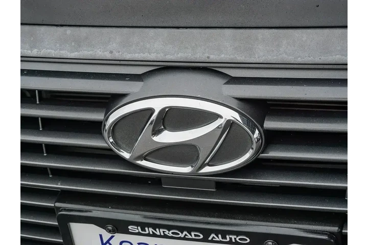 $13991 : Hyundai IONIQ Plug-in Hybrid image 4