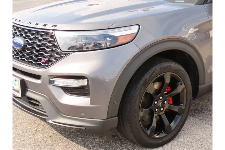 $38999 : Ford Explorer 2021 AWD ST 4d image 3