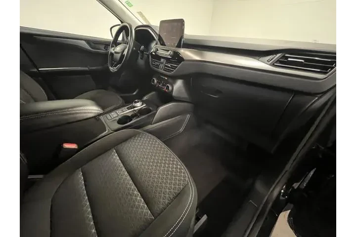 $19551 : Ford Escape 2024 AWD Active image 10