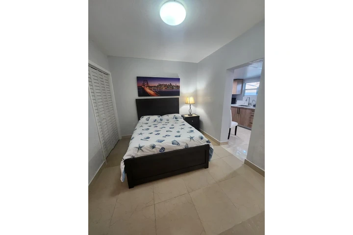 $1500 : Rento un adosado de mi casa image 3