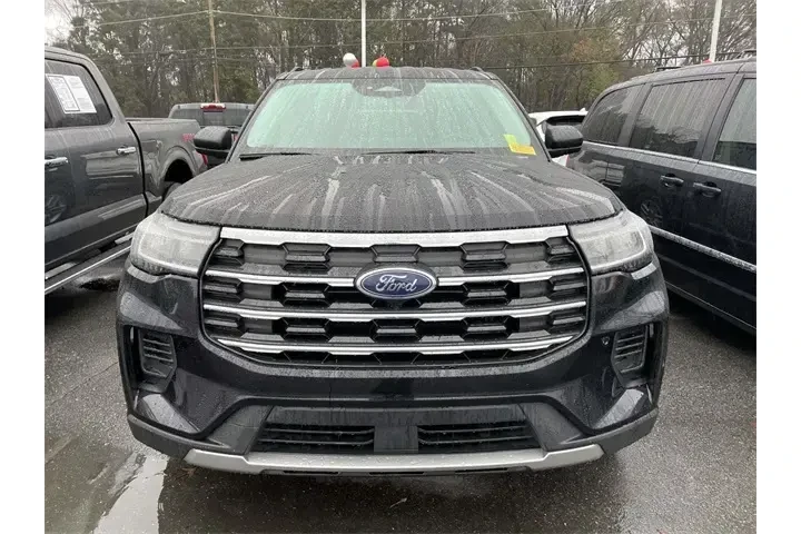 $33714 : Ford Explorer 2025 Active 4d image 2