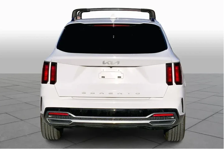 $25162 : Kia Sorento 2022 S 4dr SUV image 4