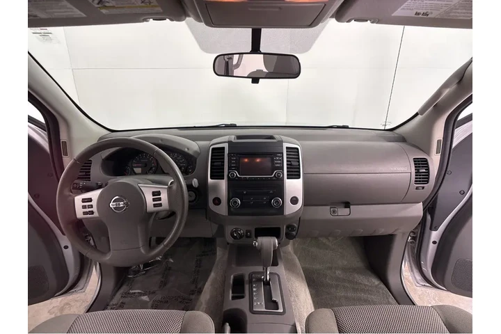 $17000 : 2018 Frontier SV V6 image 3