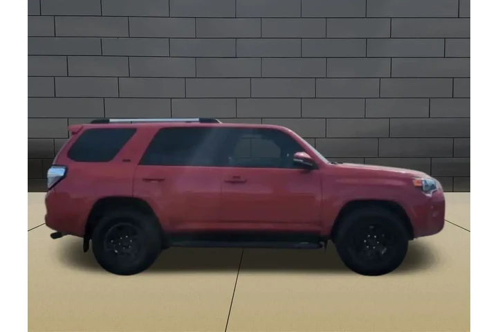 $34592 : Toyota 4Runner 2022 4x2 SR5 image 9