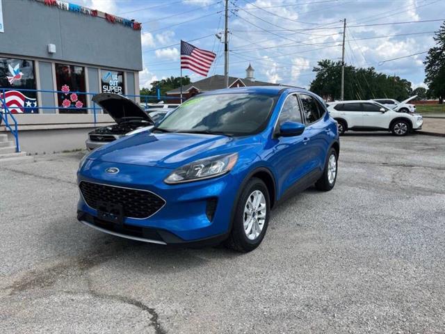 $13900 : 2020 Escape SE image 2