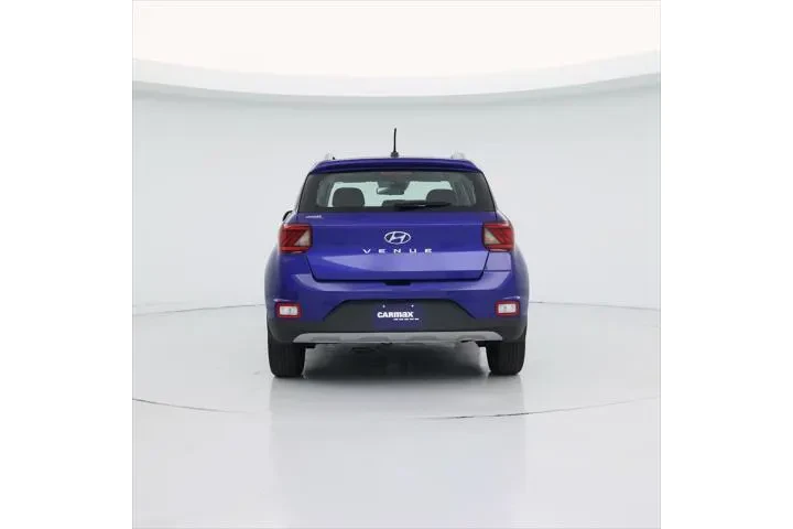 $19998 : Hyundai VENUE 2024 SEL 4dr C image 6