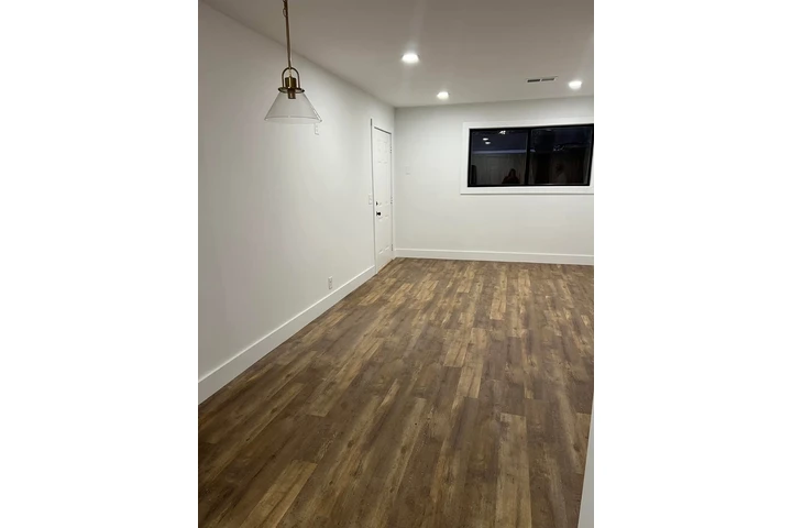 $900 : Home Homie image 3