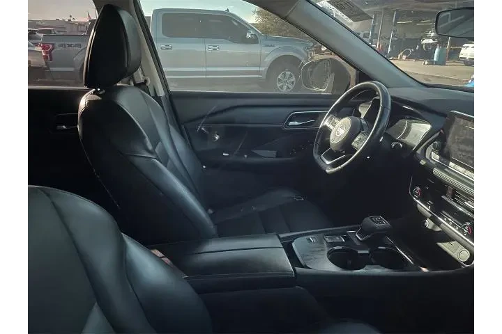 $16596 : Nissan Rogue 2021 SV 4dr Cro image 5