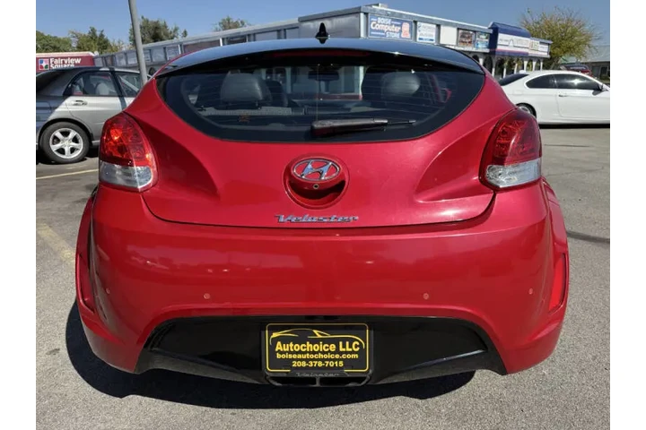$9850 : 2016 Veloster image 4