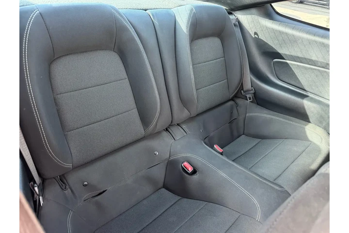 $11980 : 2016 Mustang 2dr Fastback V6 image 9