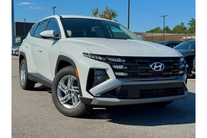 $28720 : Hyundai TUCSON 2026 SE 4dr S image 1