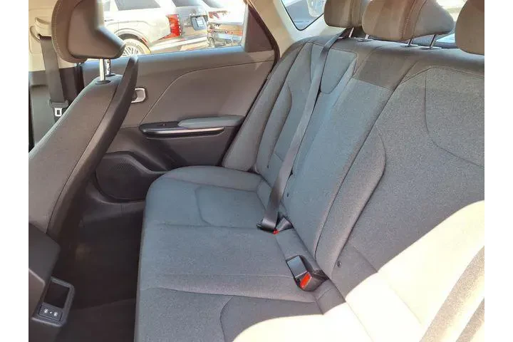 $22270 : Kia K4 2025 LXS 4dr Sedan image 10