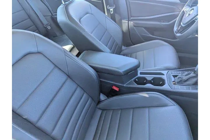 Volkswagen Jetta 2021 S 4dr image 10