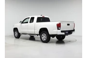 $24998 : Toyota Tacoma 2021 4x2 SR 4d thumbnail