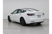 $27998 : Tesla Model 3 2022 AWD Long thumbnail