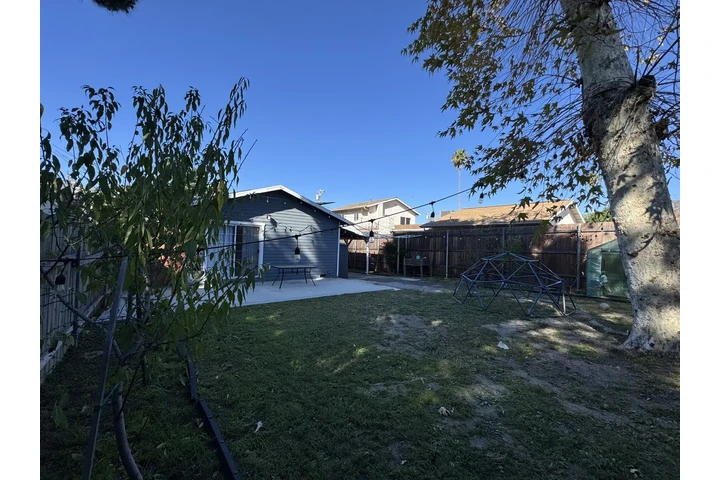 $1100 : Encantadora casa de 2 dormitor image 6